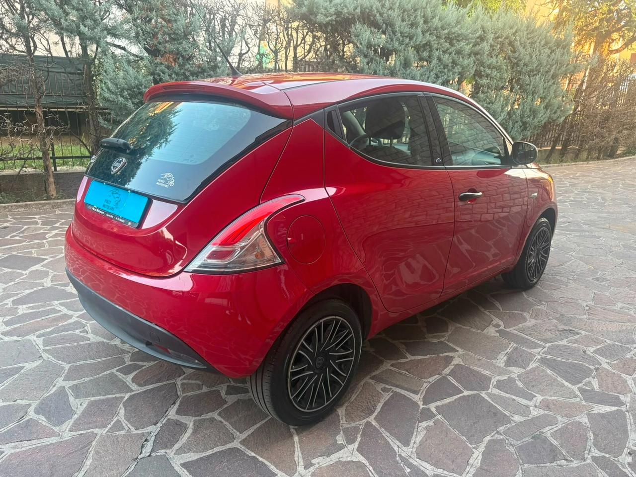 Lancia Ypsilon 1.2 69 CV 5 porte S&S Elefantino Blu