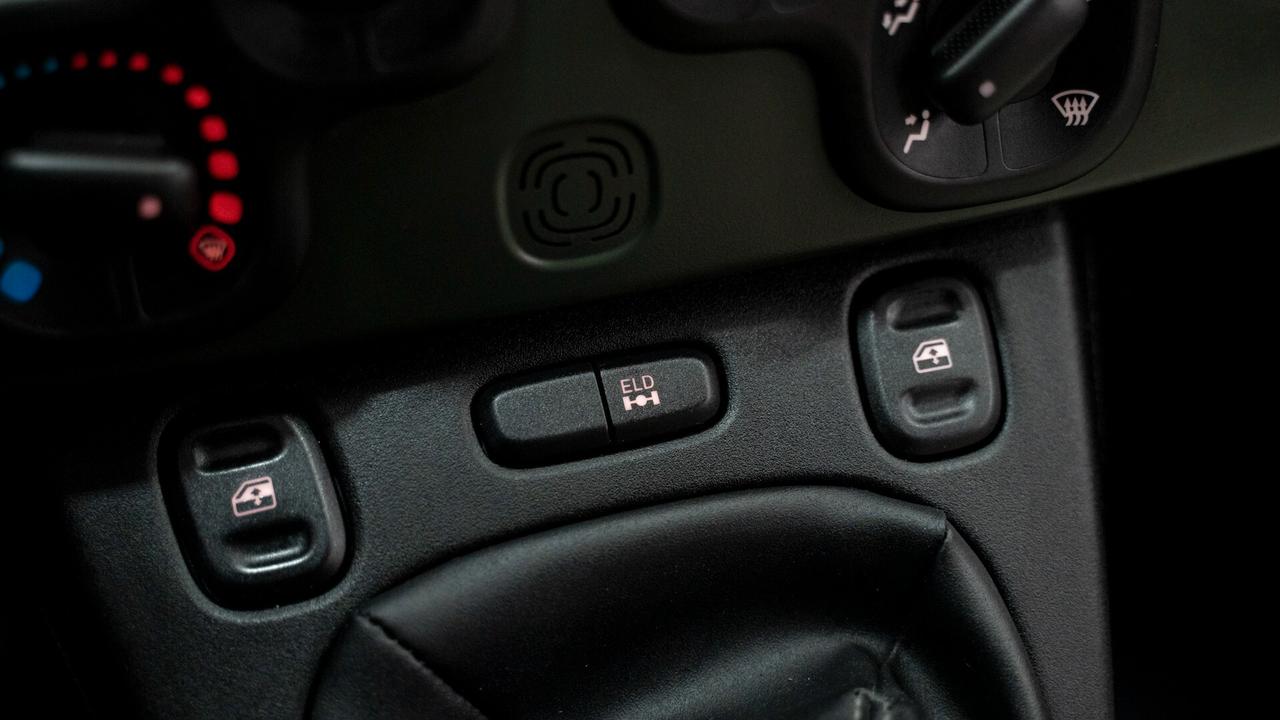 Fiat Panda 1.3 MJT 4x4 16V 95 CV PELLE GANCIO TRAINO FULL OPT