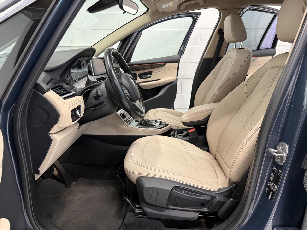 Bmw Serie 2 Gran Tourer 218d Luxury 7 POSTI
