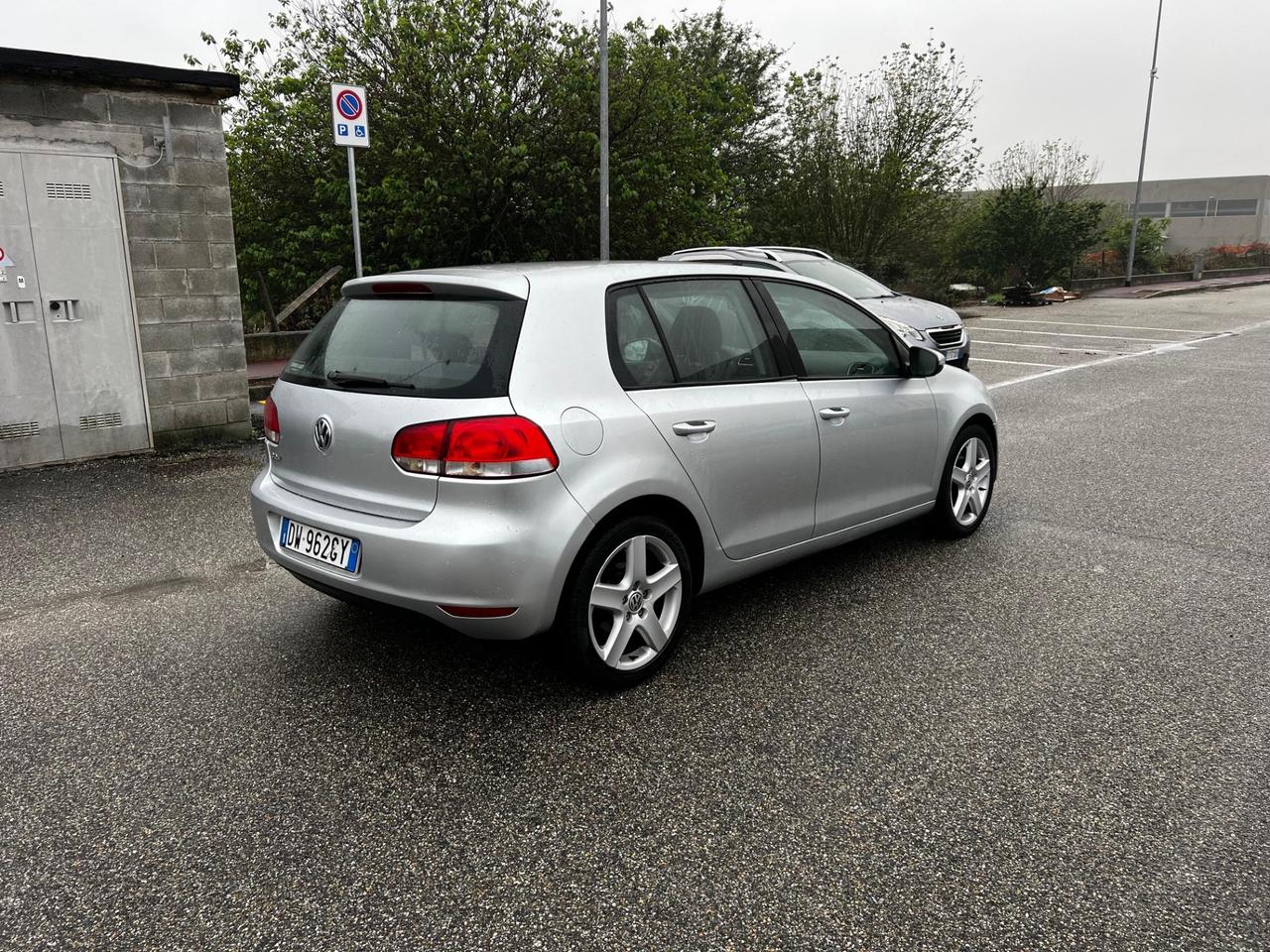 Volkswagen Golf 1.6 5p. Comfortline