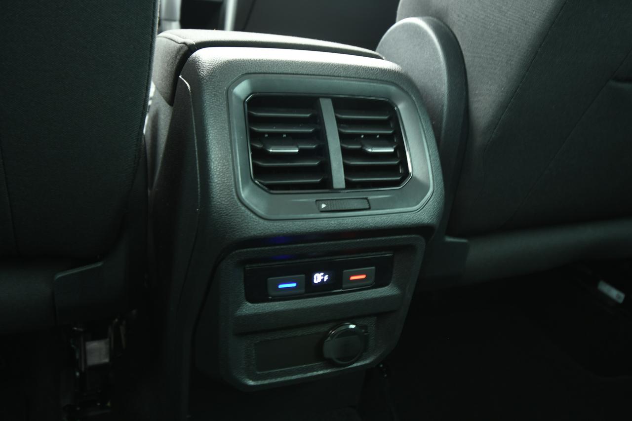 VOLKSWAGEN Tiguan 1.4 tsi eh Life dsg ACC+APP CONNNECT+C17"