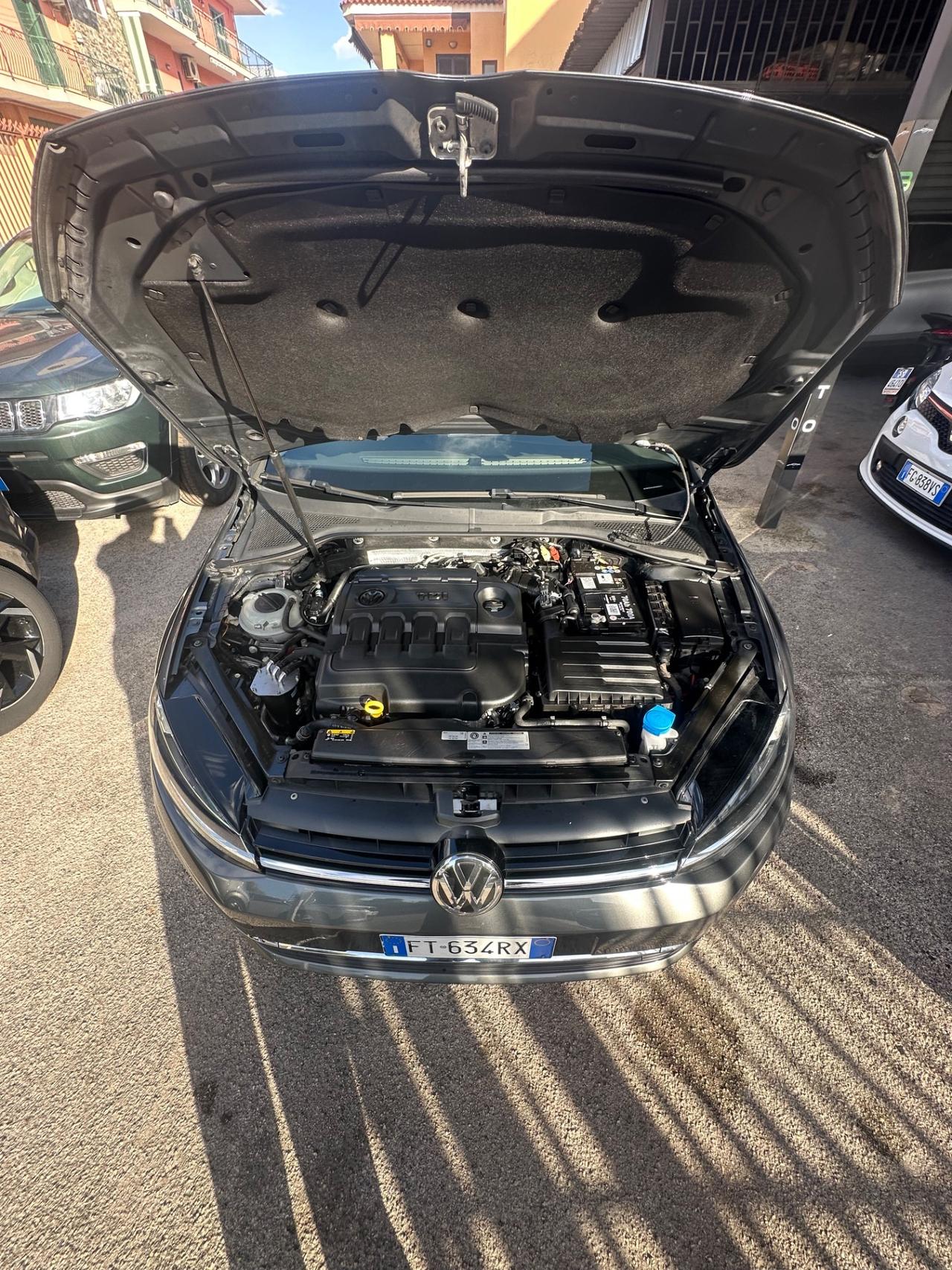 Volkswagen Golf 1.6 TDI 115 CV 5p. Highline BlueMotion Technology