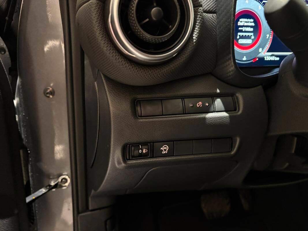 Nissan Juke 1.0 dig-t N-Connecta 114cv dct