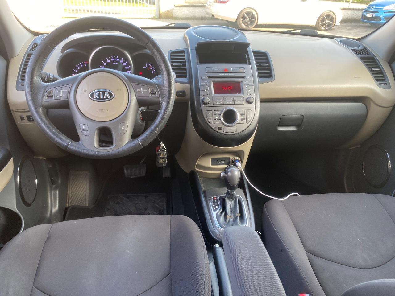 Kia Soul 1.6 CRDi VGT Cool Urban Shark