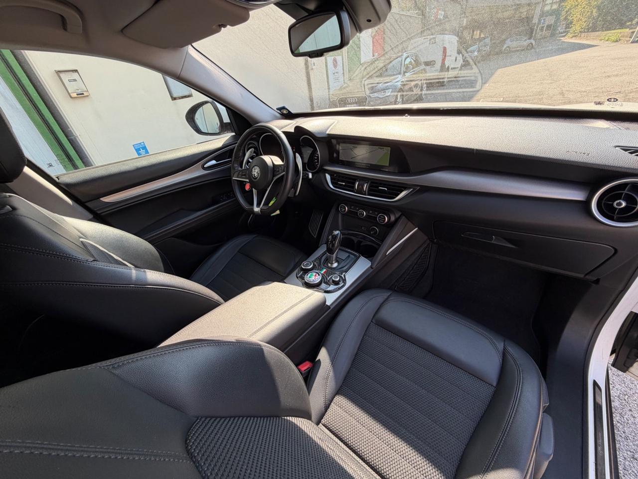 Alfa Romeo Stelvio 2.2 Turbodiesel 210 CV AT8 Q4 Business