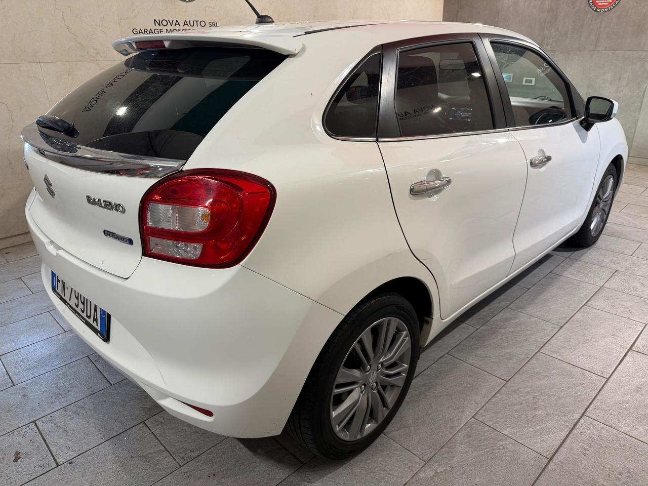 Suzuki Baleno 1.2 Hybrid B-Top