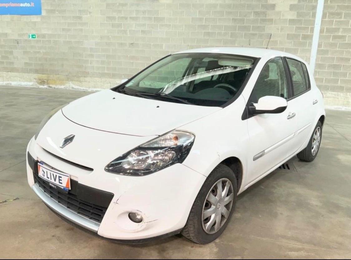 Renault Clio 1.2 16V 5 porte Dynamique