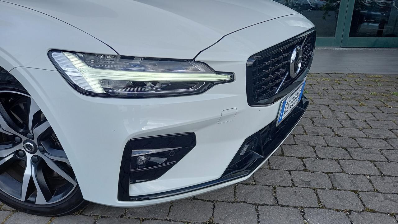 Volvo V60 B3 Geartronic R-design