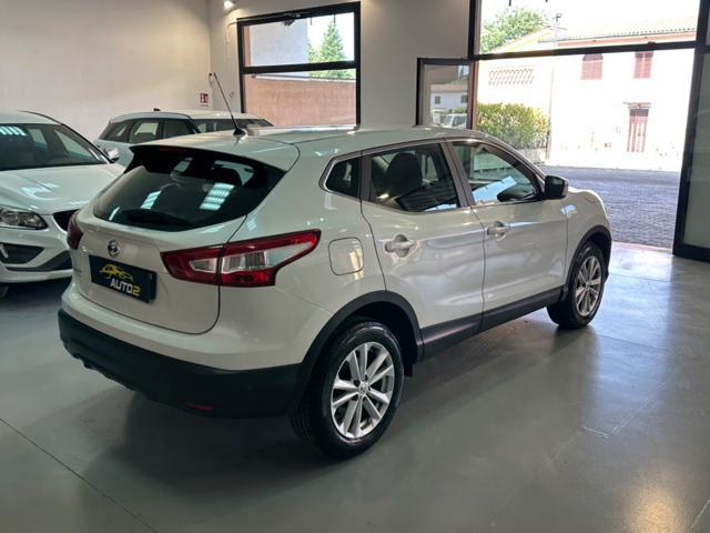 NISSAN Qashqai 1.6 dCi 2WD*CAMBIO AUTO*