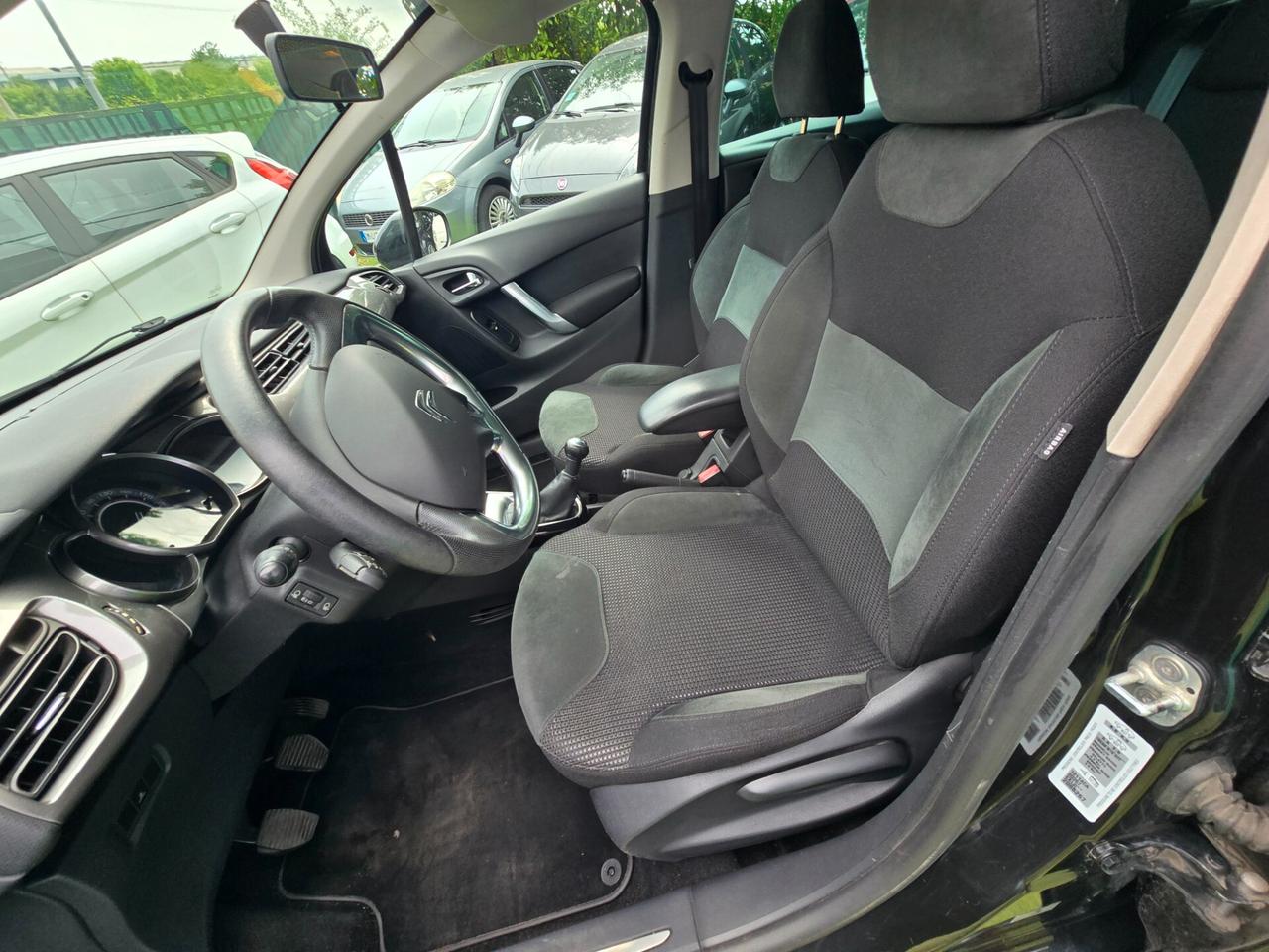 Citroen C3 1.4 VTi 95 Exclusive 127000km -2010