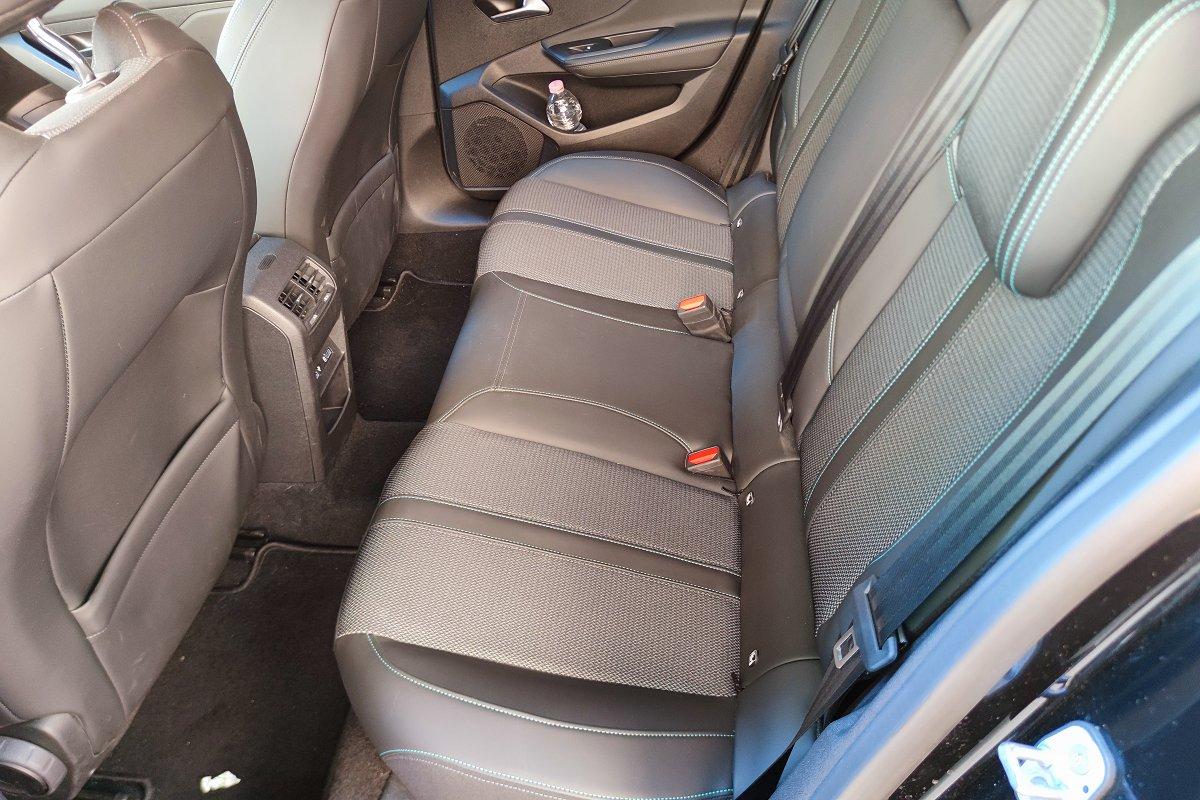 PEUGEOT 308 BlueHDi 130 S&S EAT8 Allure