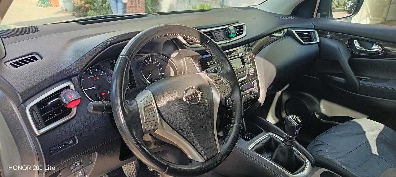 Nissan Qashqai 1.5 dci Tekna 110cv E6