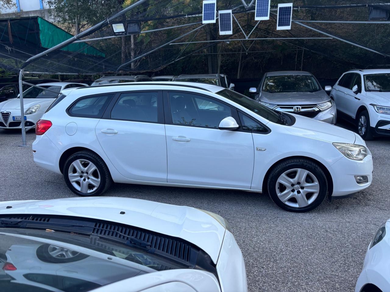 Opel Astra 1.7 CDTI 110CV s.w. OK Neopatentati