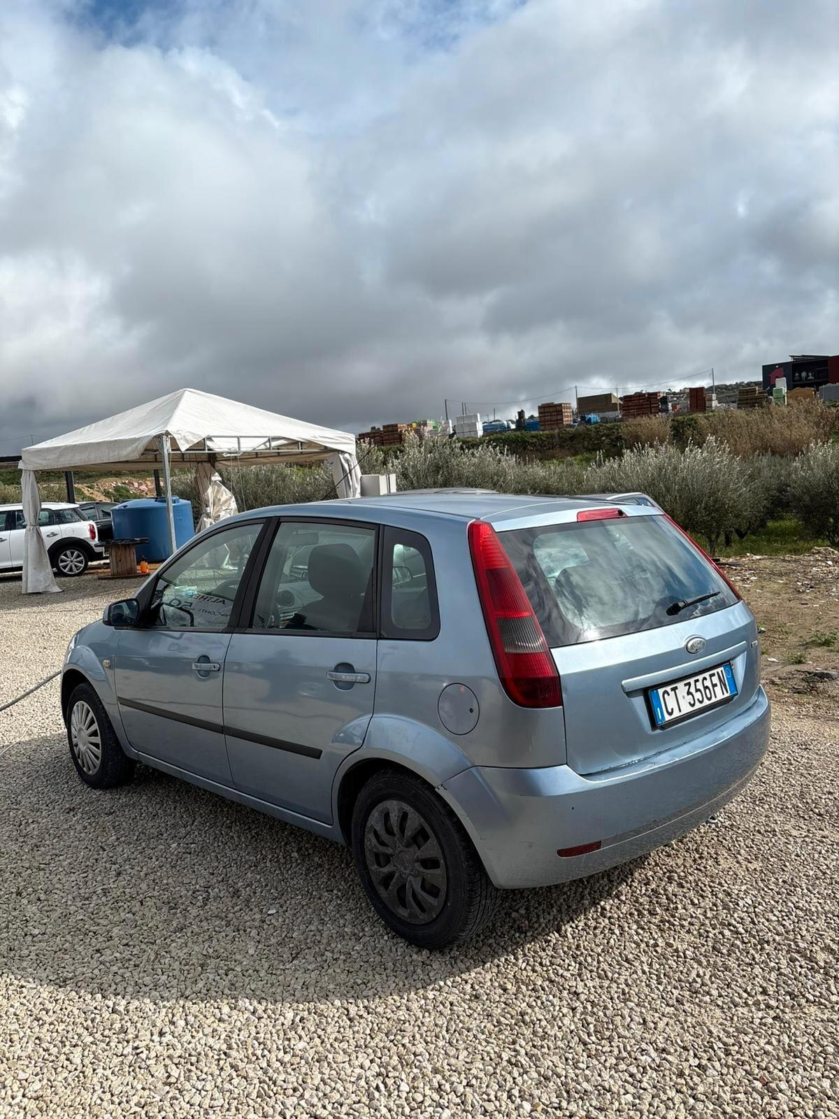 Ford Fiesta 1.4 TDCi 5p. Ghia