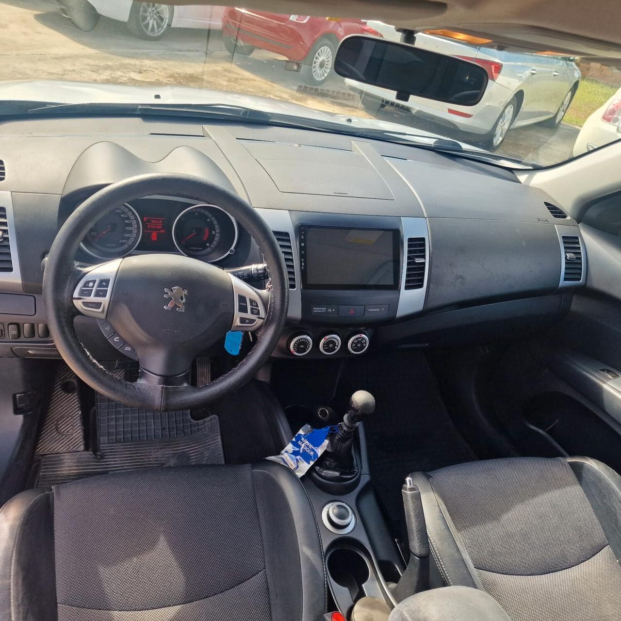 Peugeot 4007 2.2 HDi 156CV Féline 4x4 con ridotte