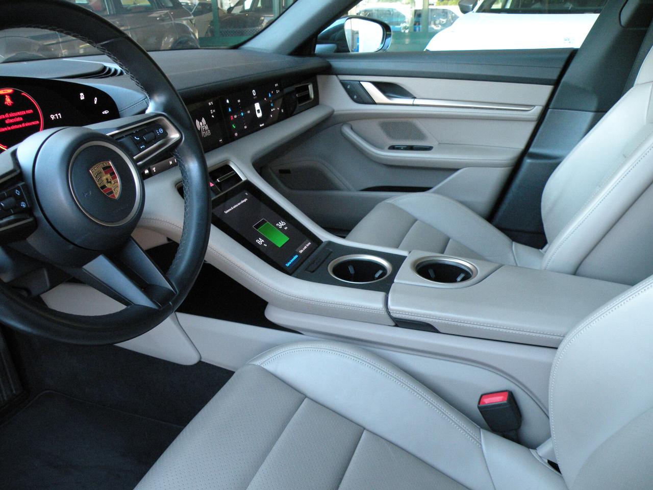 Porsche Taycan 4S