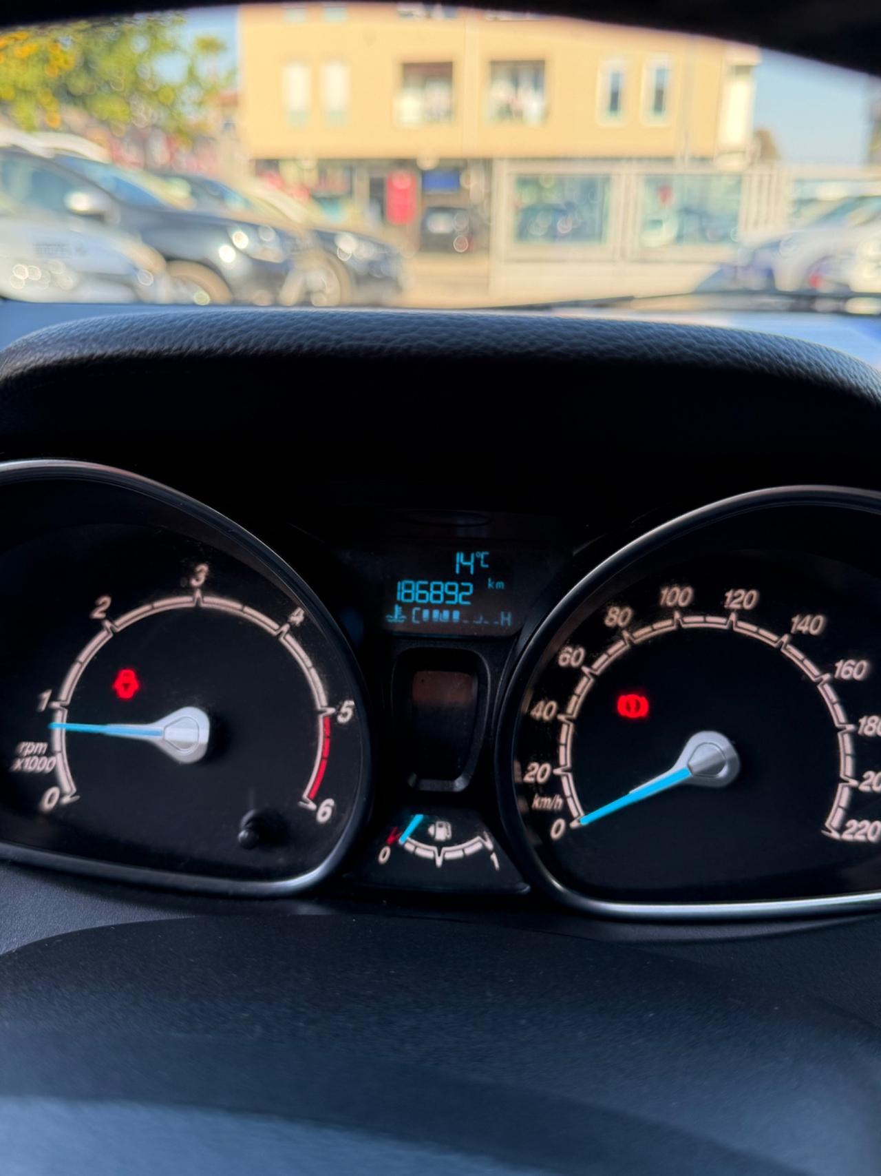 Ford B-Max 1.5 TDCi 95 CV Business Titanium