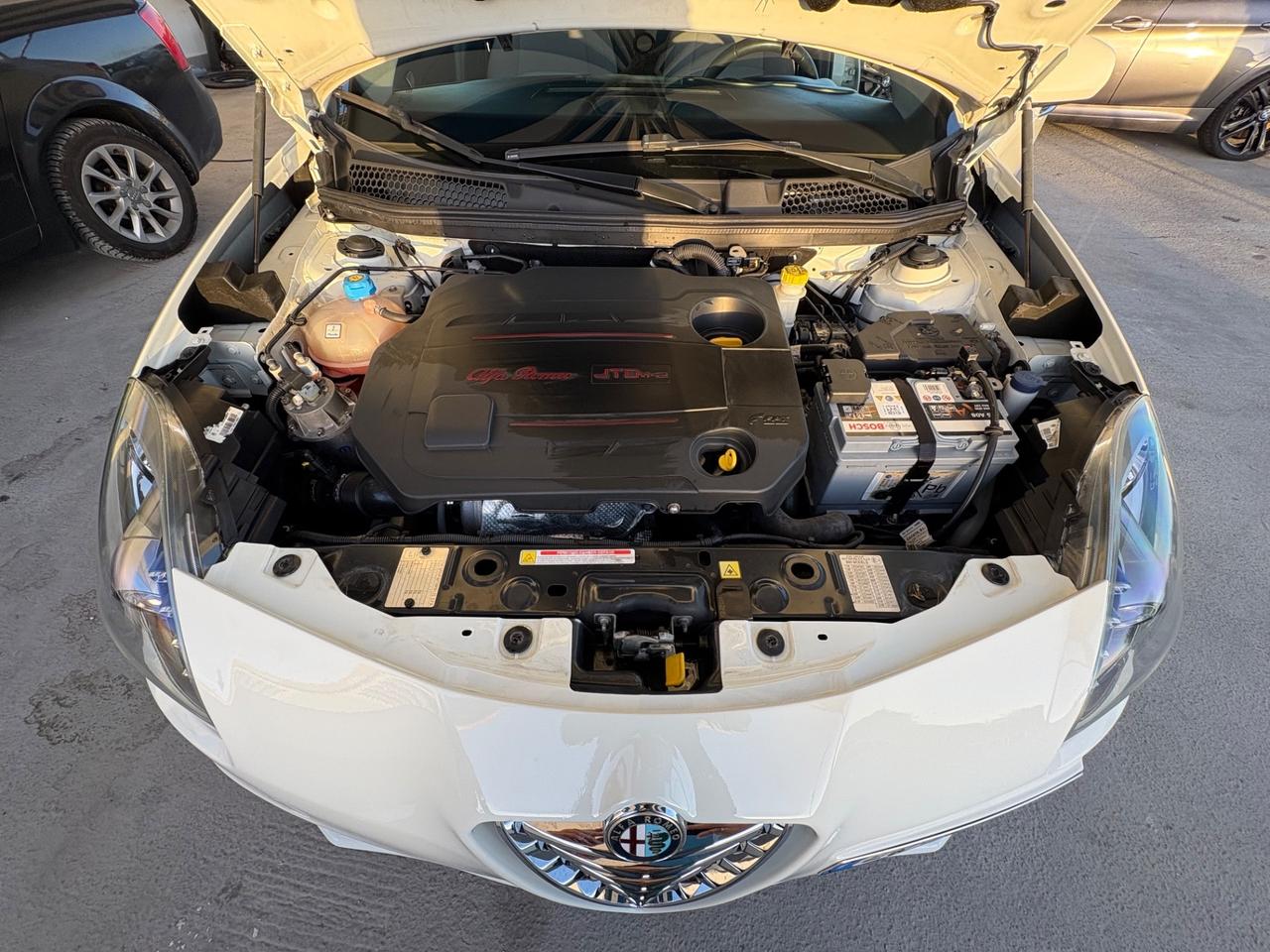 Alfa Romeo Giulietta 1.6 JTDm-2 105 CV Exclusive