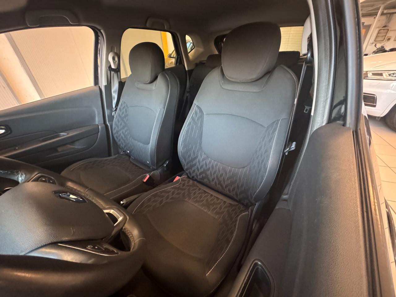 Renault Captur TCe 130 CV Sport Edition **NEOPATENTATI**