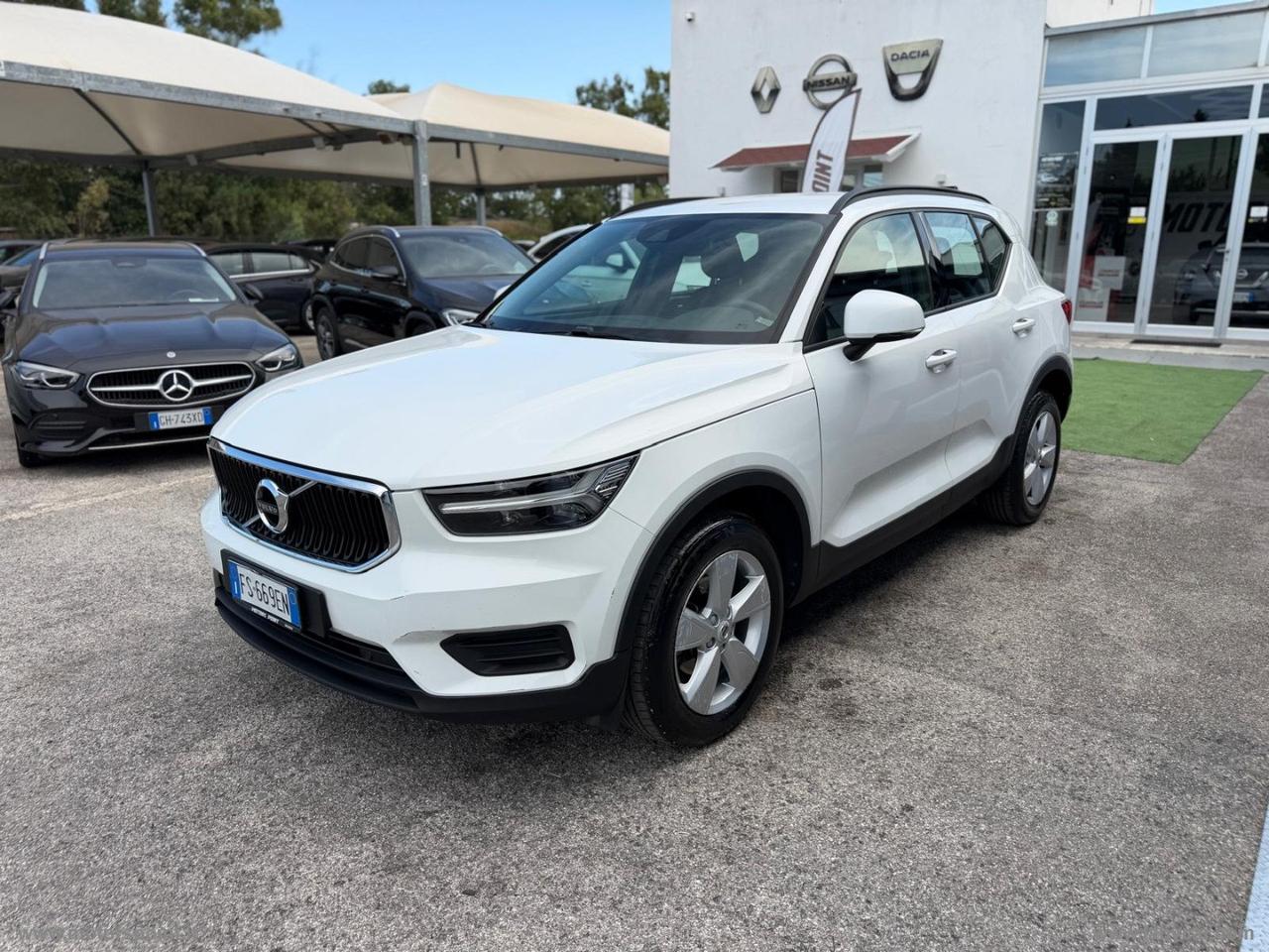 VOLVO XC40 D3 AWD Geartronic Business
