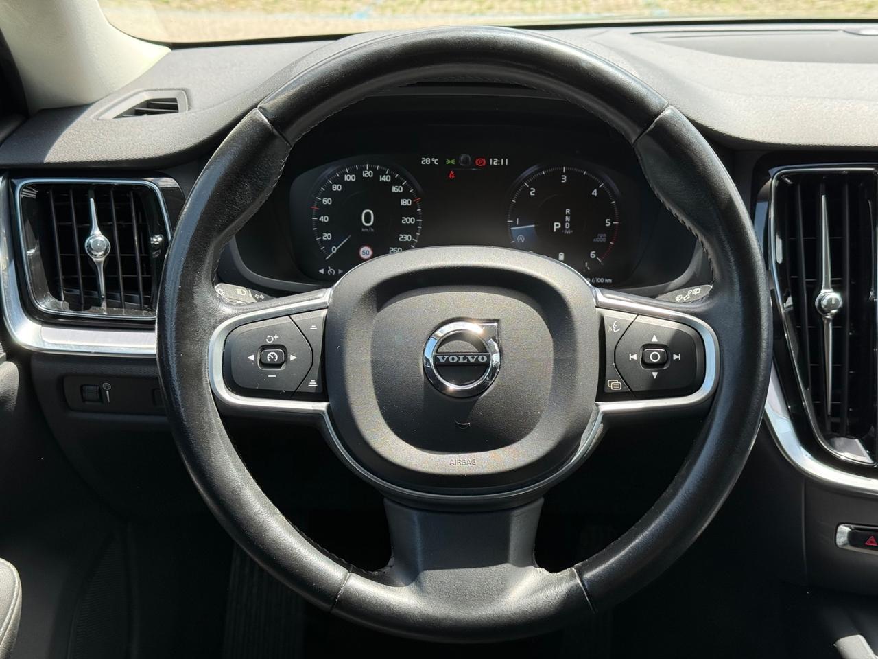 VOLVO V60 2021 B4 Geartronic
