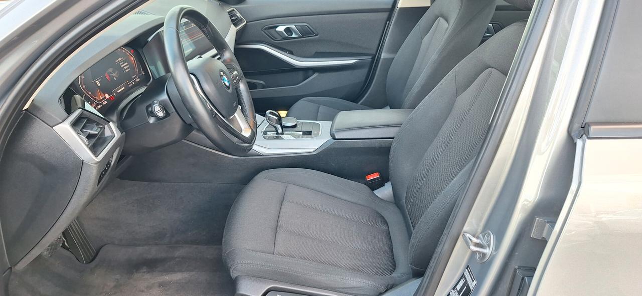 Bmw SERIE 3 318D MHEV BERLINA 150 CV - C.AITOMATICO-BUSINESS