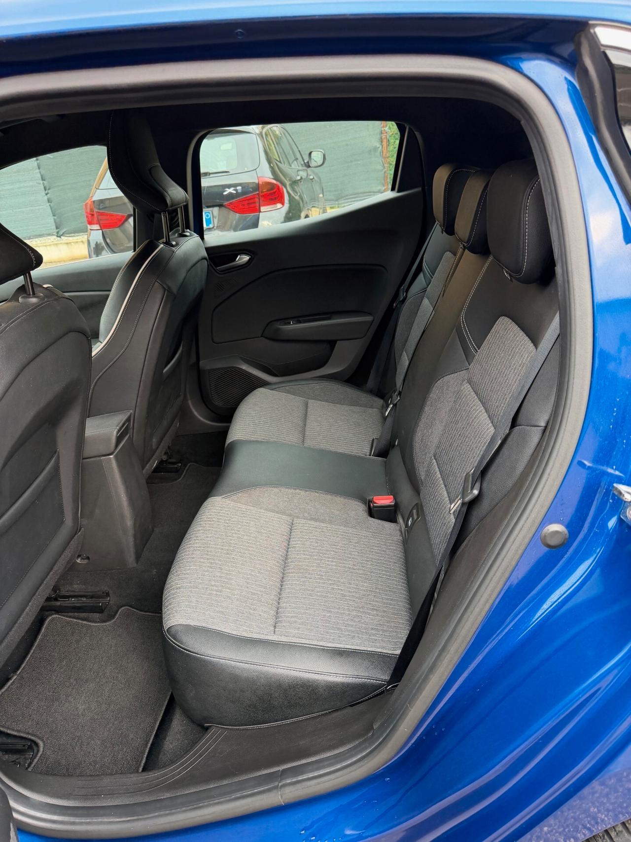 Renault Clio 1.0 tce - NEOP. - 12 MESI DI GARANZIA -