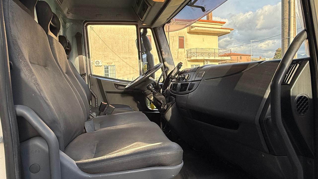 Iveco EUROCARGO SCARRABILE NUOVO MARCA TAM