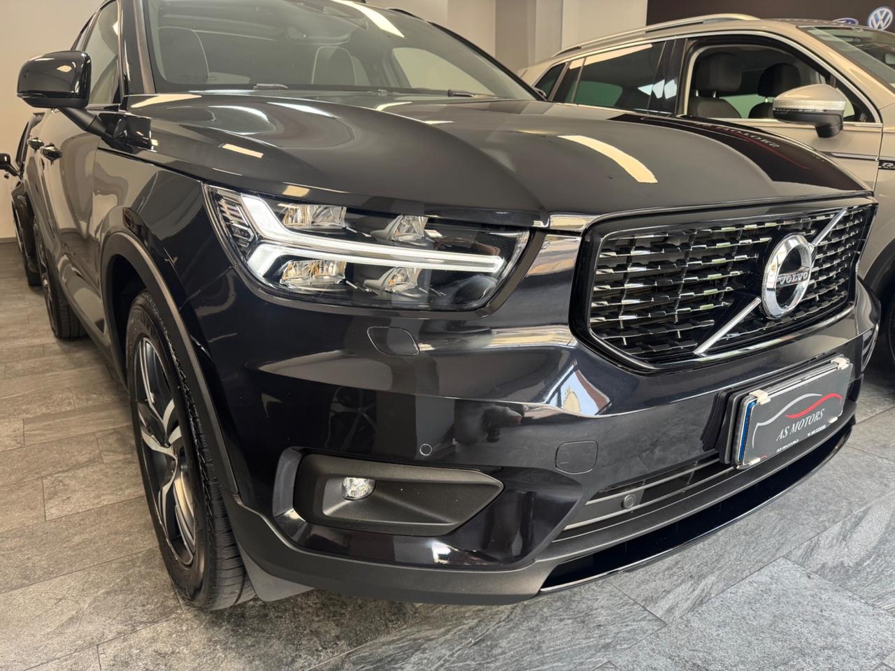 Volvo XC40 D4 2.0 190 Cv AWD R-design Tetto apribile