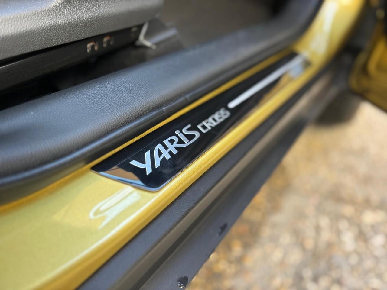 TOYOTA YARIS CROSS HYBRID 1.5 PREMIERE