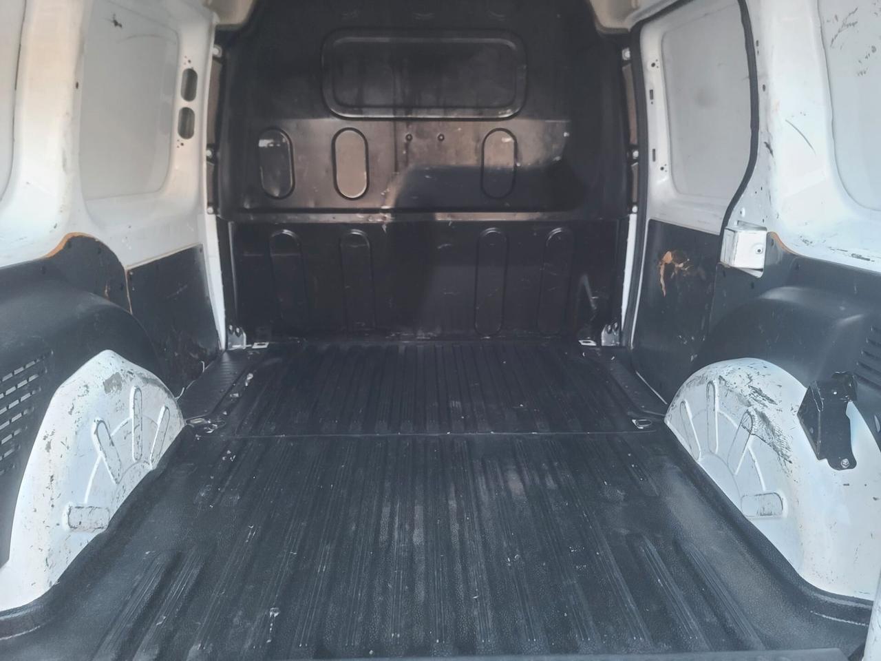 Renault KANGOO 1.5 DCI