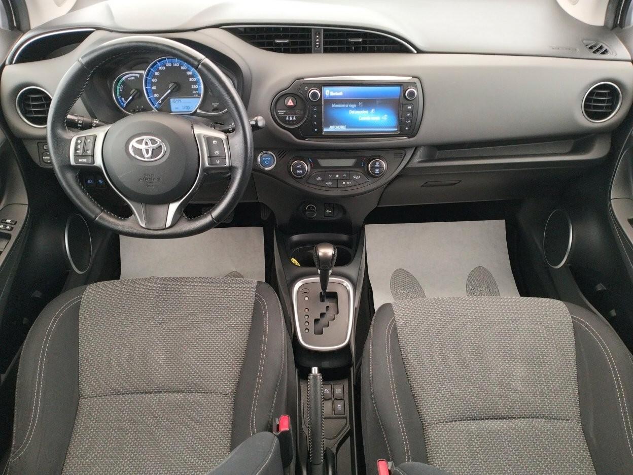 Toyota Yaris 1.5 Hybrid - NEOPATENTATI