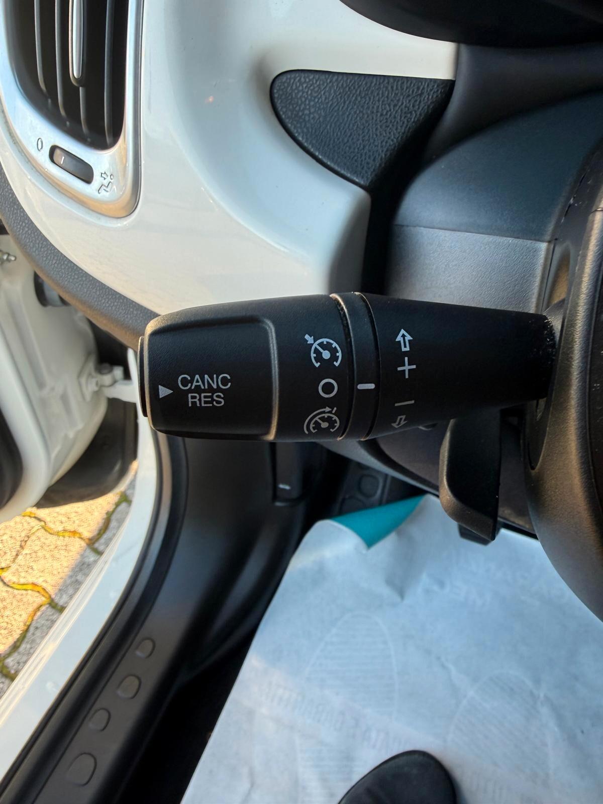 Fiat 500L Living 1.6 Multijet 105 CV Pop Star