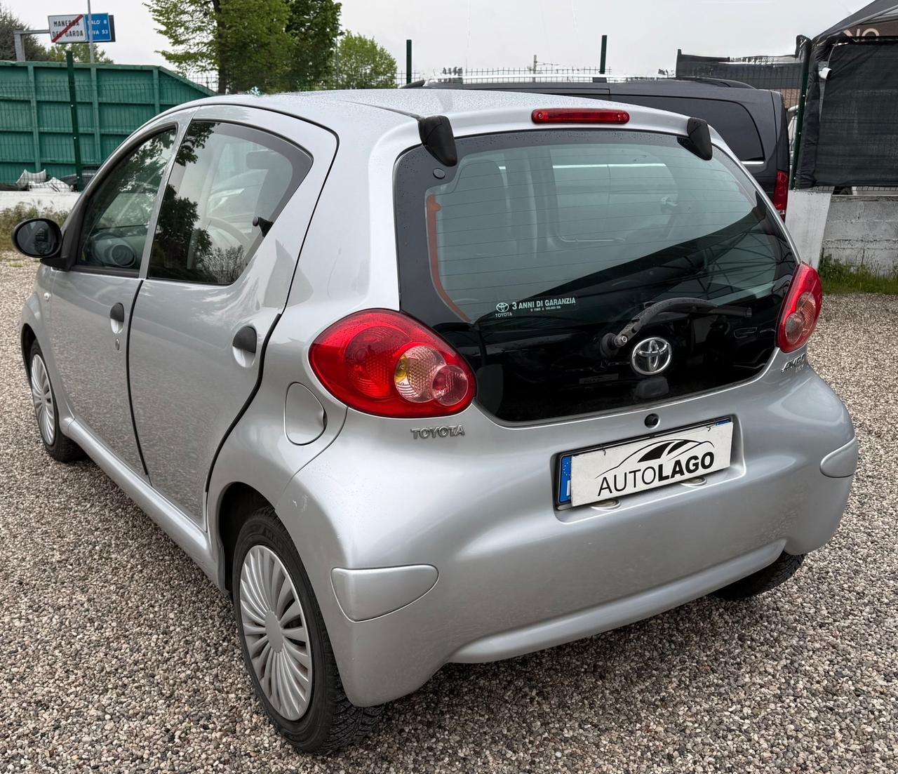 Toyota Aygo 1.0 12V VVT-i 5 porte Sol