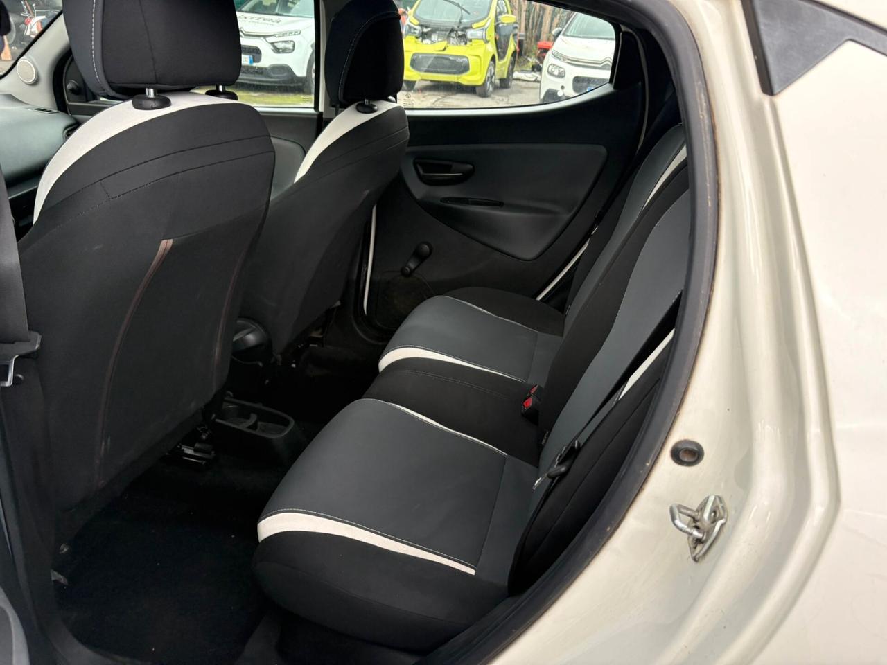 Lancia Ypsilon 1.3 MJT 16V 95 CV 5 porte S&S Elefantino