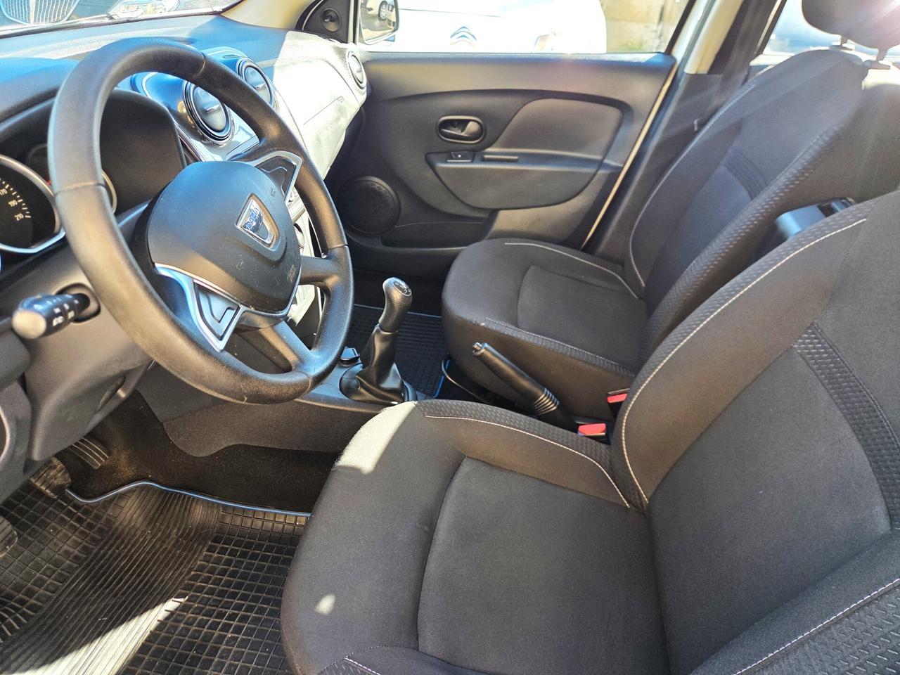 Dacia Sandero 1.0 SOLO 83000 KM BEN TENUTA GARANZIA