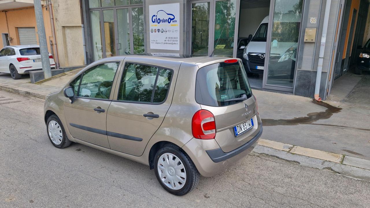 Renault Modus 1.2 16V Dynamique