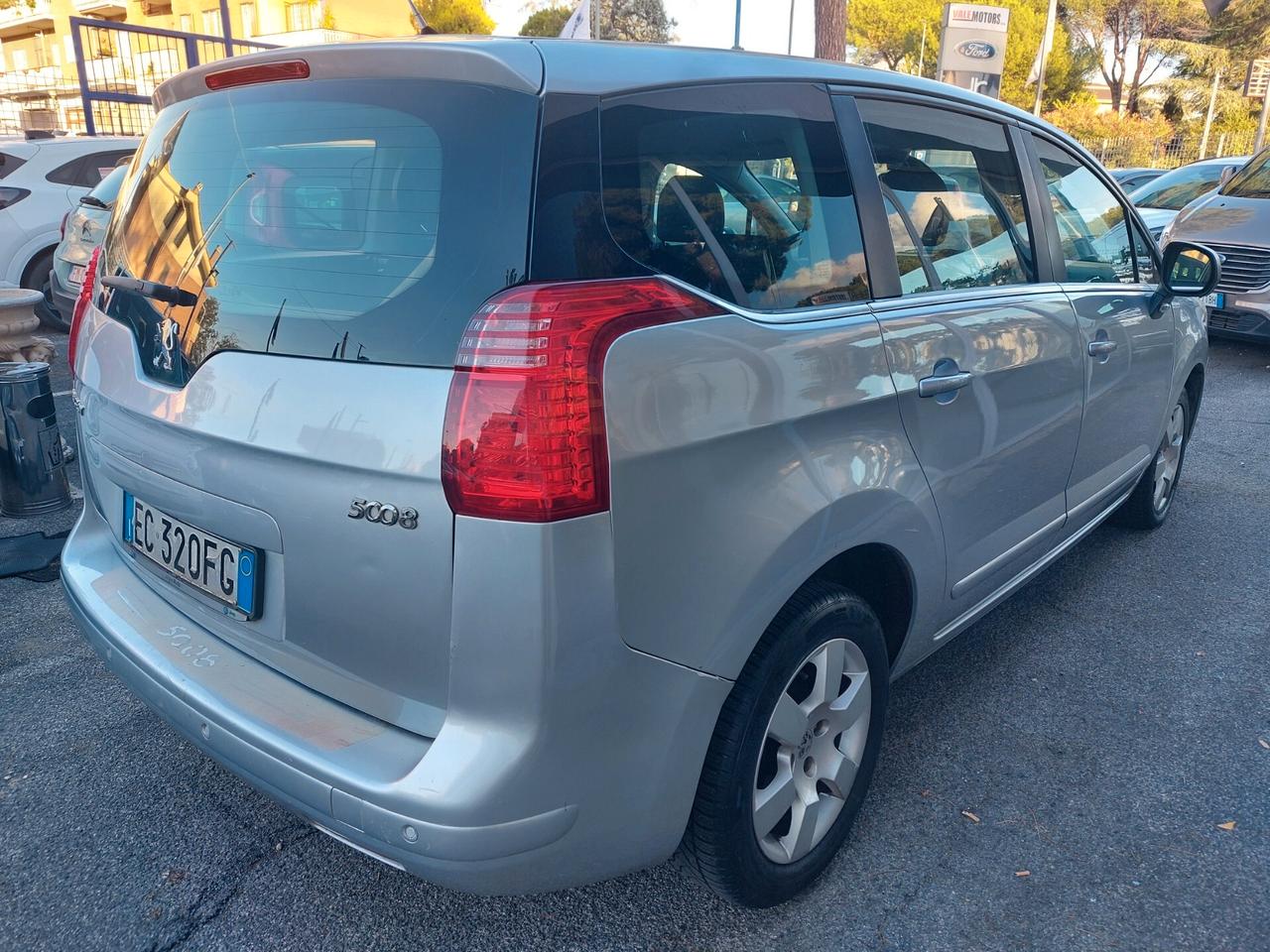 Peugeot 5008 1.6 HDi 112CV Tecno