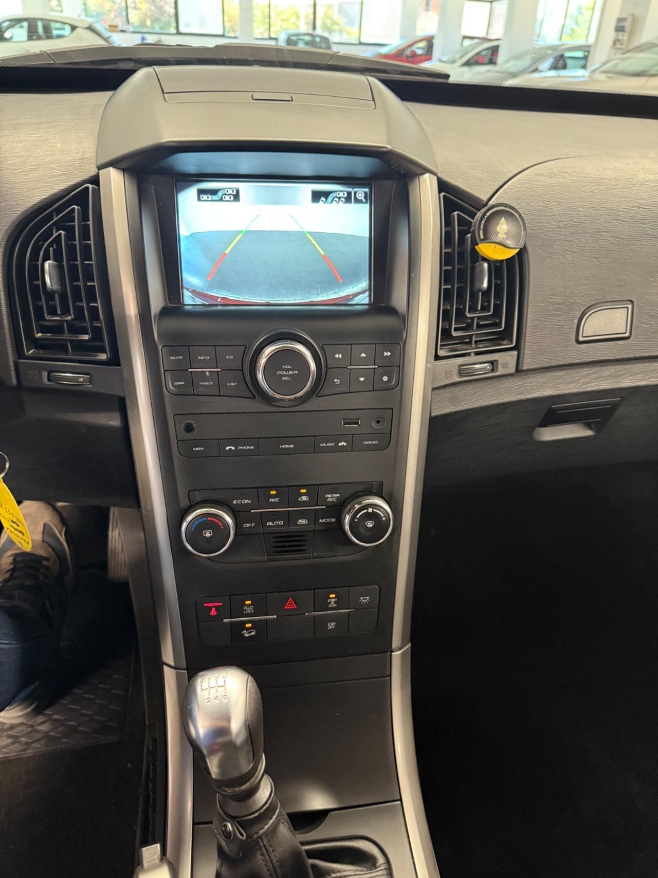 Mahindra XUV500 2.2 16V FWD W10