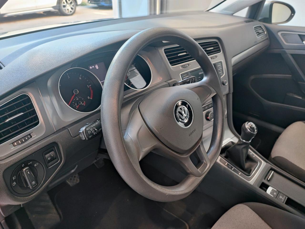 Volkswagen Golf 1.6 TDI 5p. Trendline BlueMotion Technology