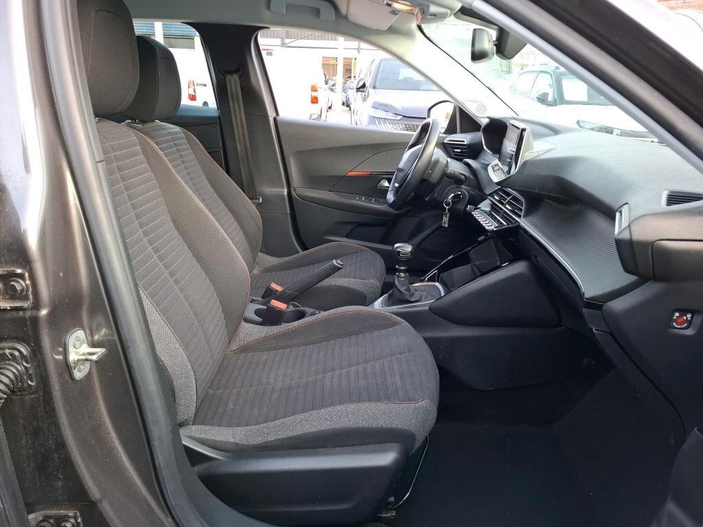 Peugeot 2008 PureTech 130 Active Pack - 2021