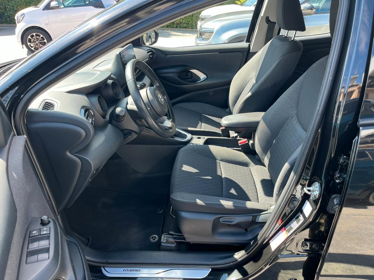 Toyota Yaris 1.5 Hybrid 5 porte Trend