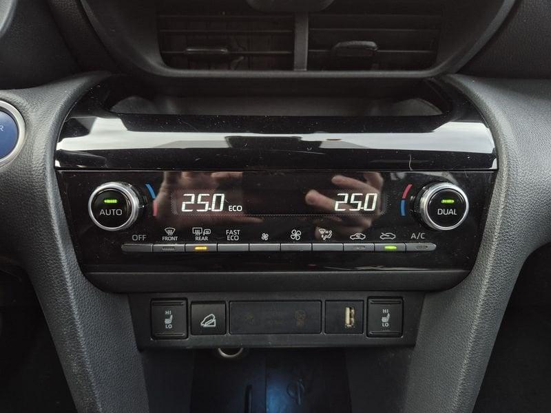 Toyota Yaris Cross 1.5h Lounge awd-i 116cv e-cvt