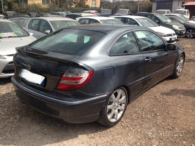 Mercedes-benz C 220 C 220 CDI cat Sportcoupé Avant