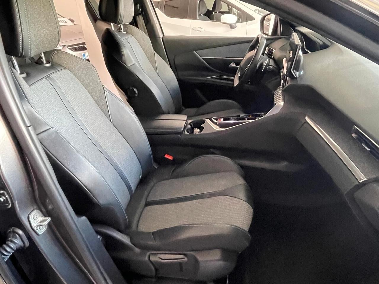 Peugeot 3008 BlueHDi 130 S&S EAT8 Allure Pack