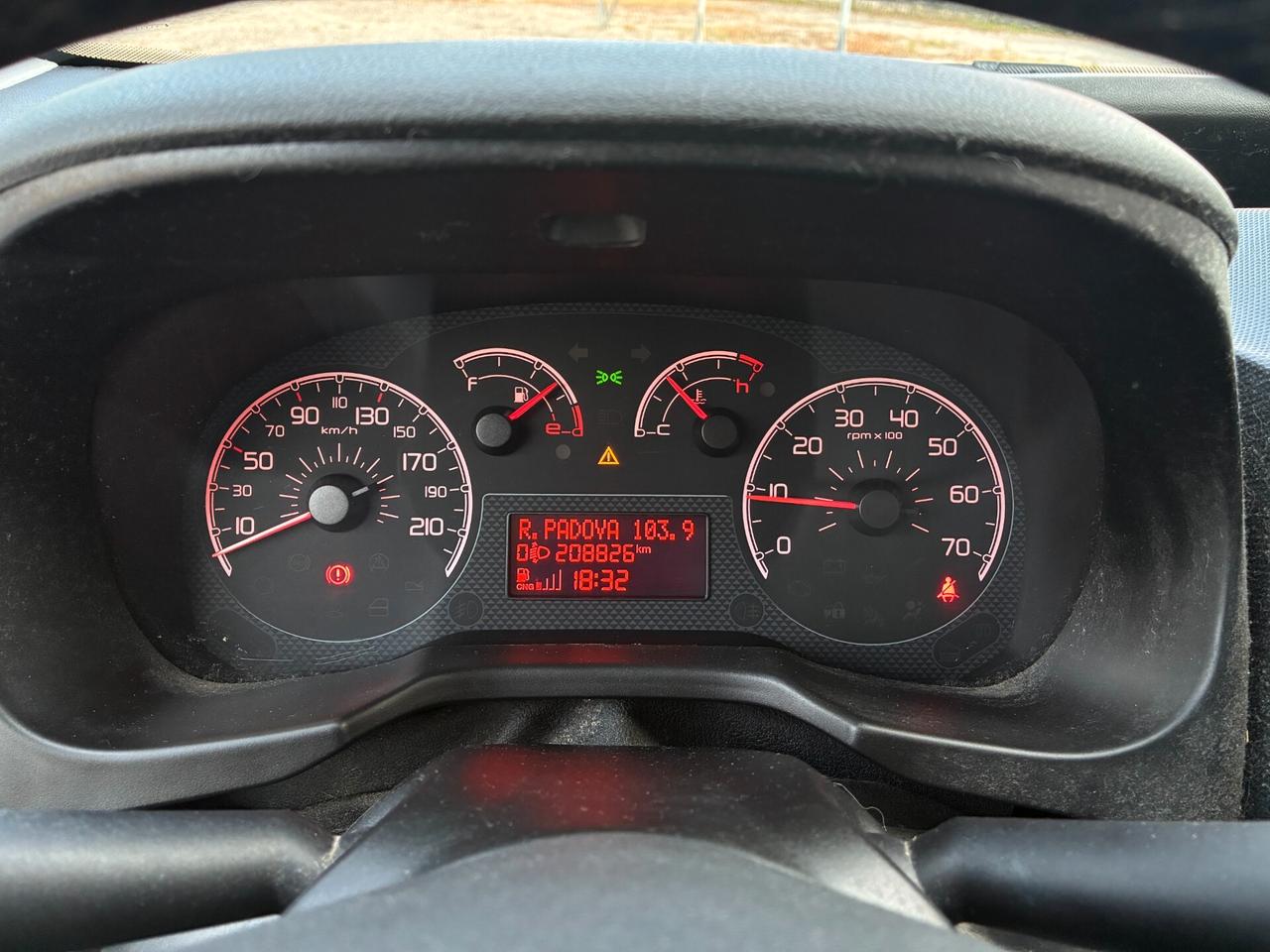 Fiat Qubo 1.4 8V 77 CV Natural Power