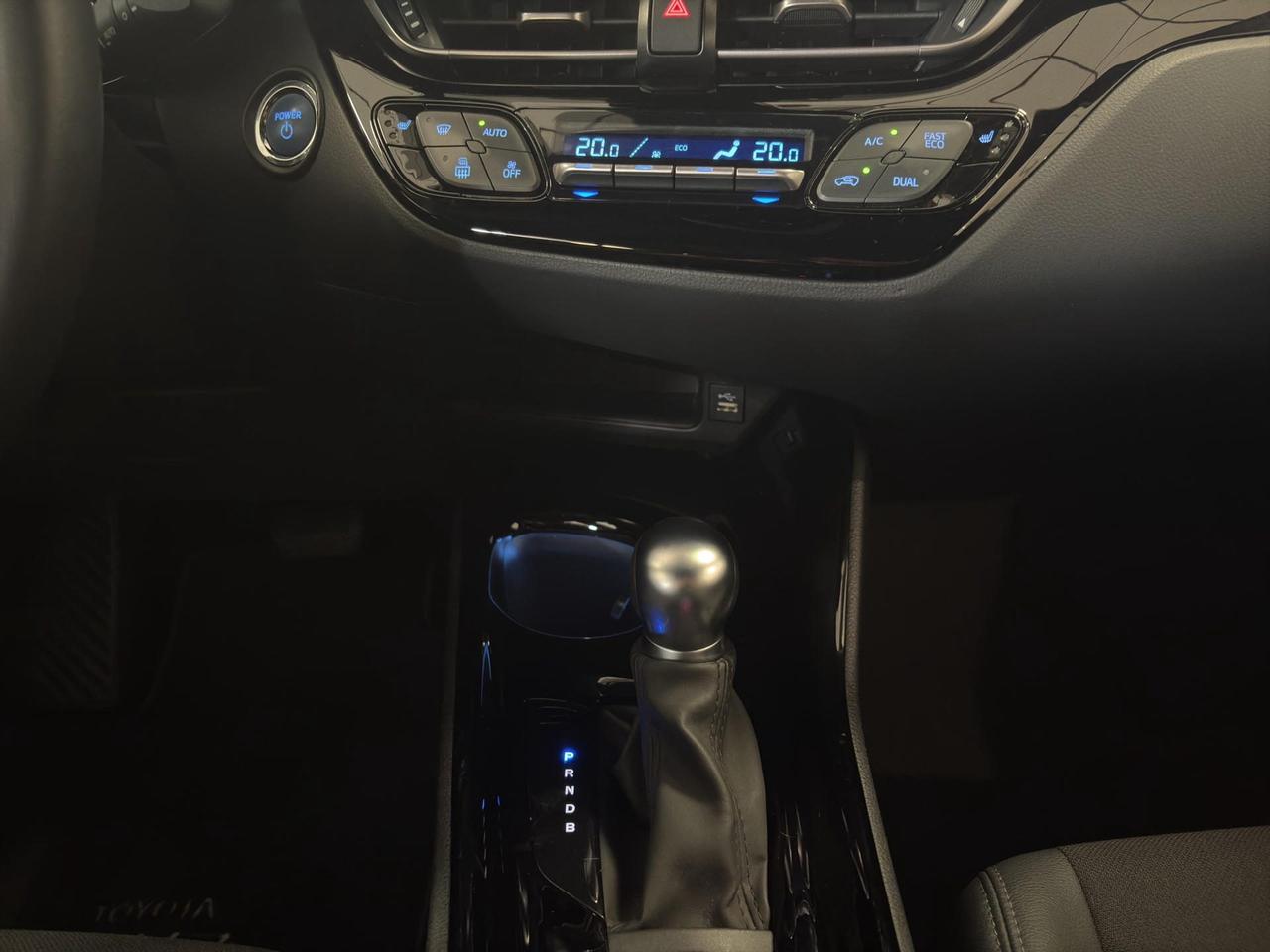Toyota C-HR 1.8h Trend e-cvt