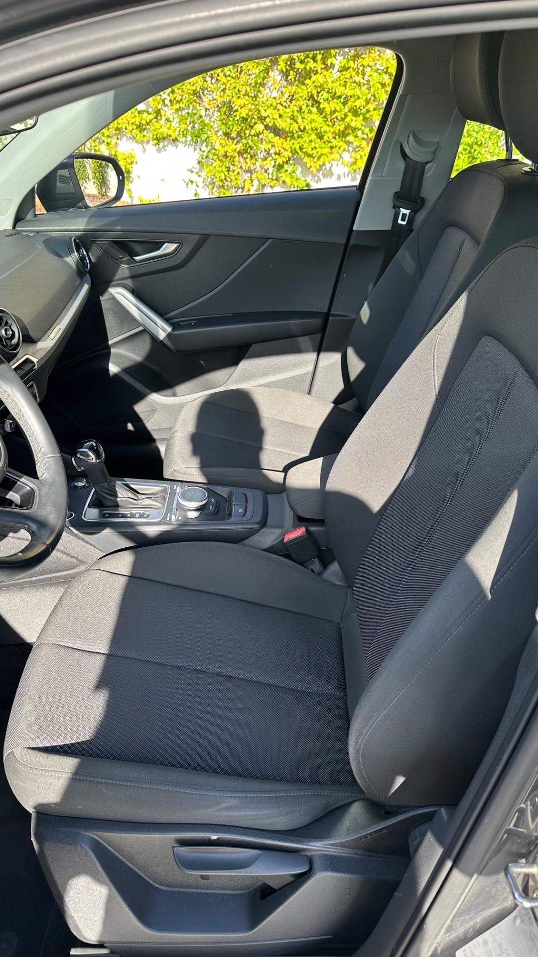 Audi Q2 30 TDI Identity Black