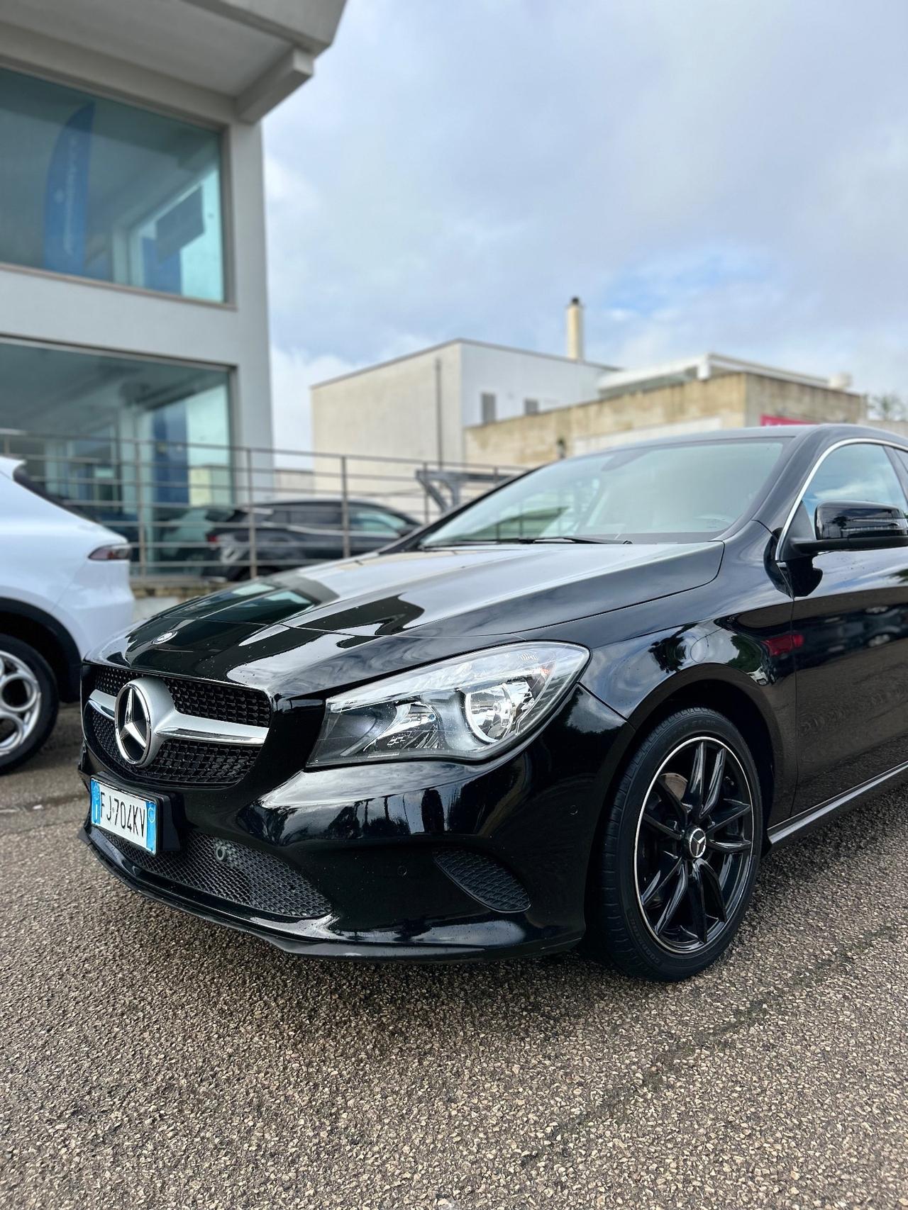 Mercedes-benz CLA 180 d Sport guidabile neopatentati