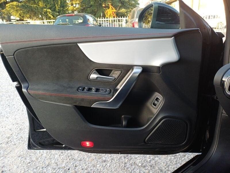 Mercedes-Benz CLA Coupé CLA 200 d Automatic Premium